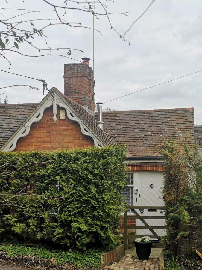 Easytoostay Paygate Cottage Brenchley Eksteriør billede